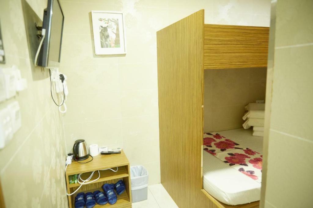Kam Fu Guesthouse Kowloon  Екстериор снимка