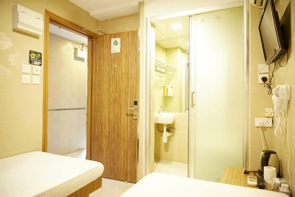 Kam Fu Guesthouse Kowloon  Екстериор снимка