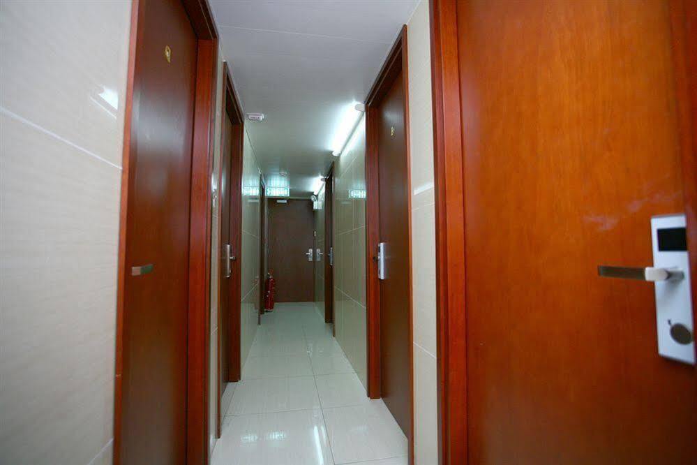Kam Fu Guesthouse Kowloon  Екстериор снимка